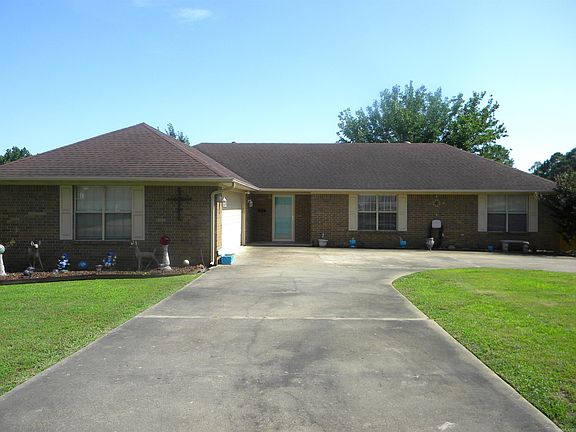 2nd image of 3206 Pin Oak Dr