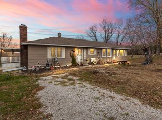 401 SE Hwy W, Osceola, MO 65785