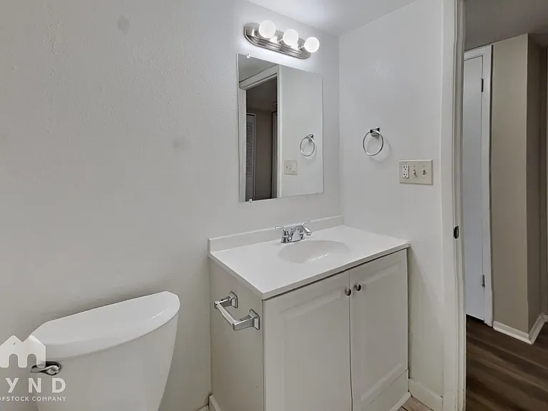 4102 W Camino Acequia — Photo 18