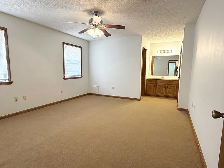 6853 Willie Lou Ave — Photo 8