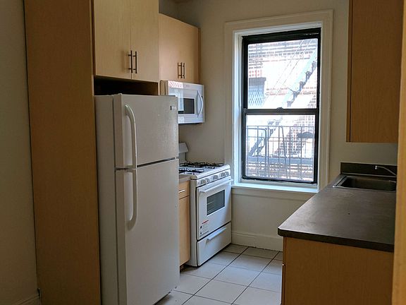 2nd image of 3544 95th St APT 2D