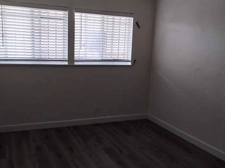 22320 Devlin Ave #1 — Photo 7
