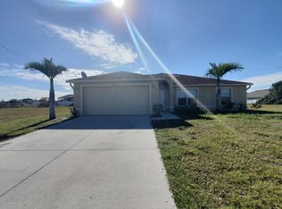534 NW 21st Ter, Cape Coral, FL 33993