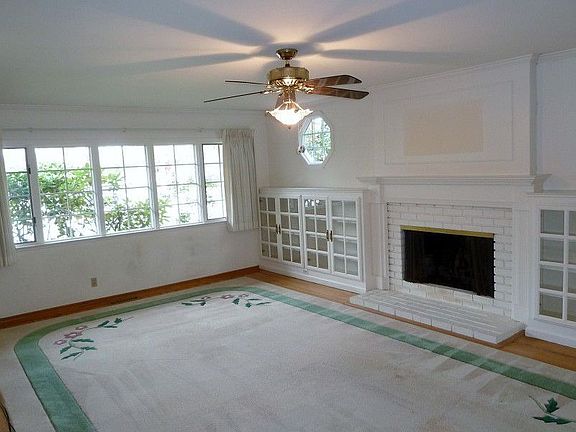 4th image of 1438 Macdonald St