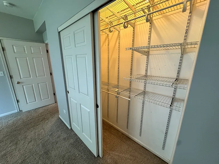 2910 Stockton Ct — Photo 12