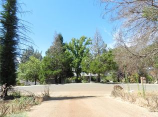 5980 Royal Point Dr, Paradise, CA 95969