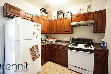 Rented by Rennit Inc.