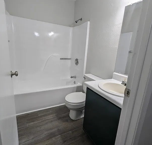 2347 Horne Ave #A — Photo 7