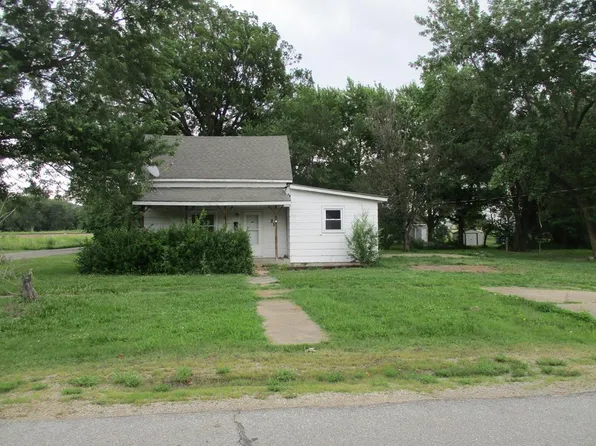 218 N Delaware Ave, Columbus, KS 66725