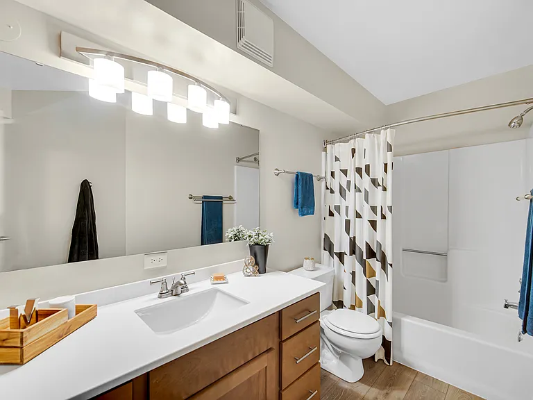 TGM McDowell Place — Photo 10