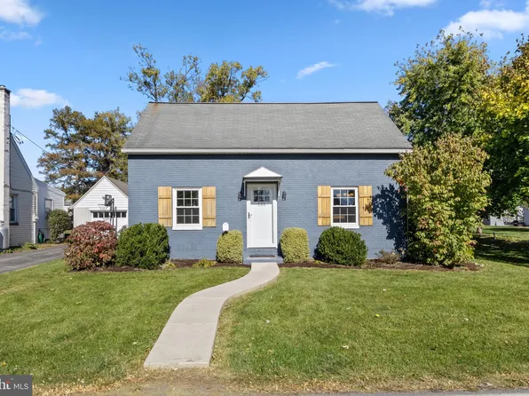 155 W Broad St, Landisville, PA 17538