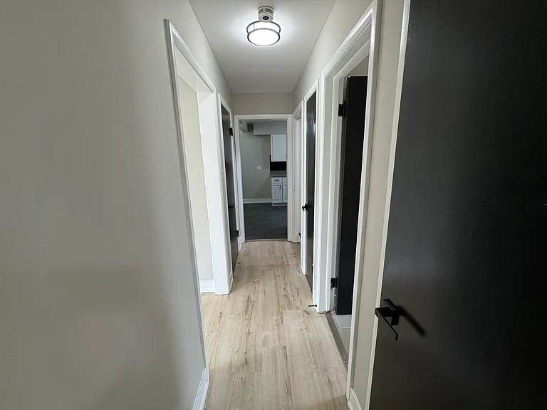 16439 Cottage Grove Ave — Photo 14