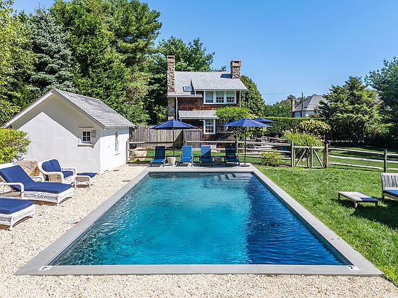 3rd image of 3075 Lighthouse Rd