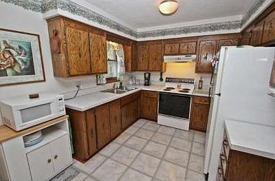 4th image of 24829 Lincoln Ct NE