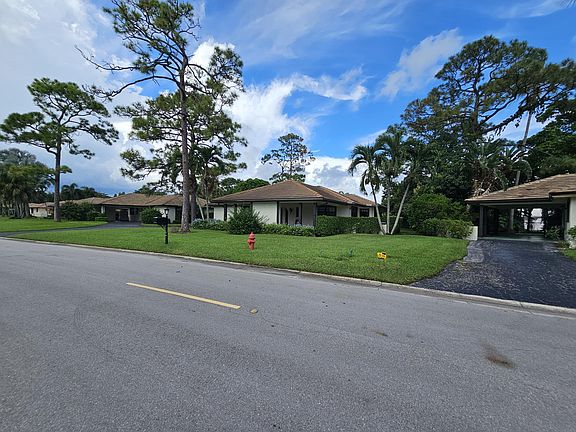 4th image of 435 Pine Villa Drive