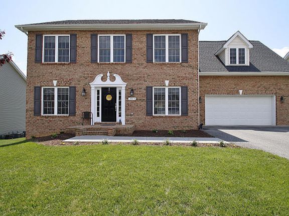 5th image of 2315 Foxfield Ln