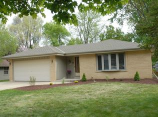 12042 W Lynx Ave, Milwaukee, WI 53225