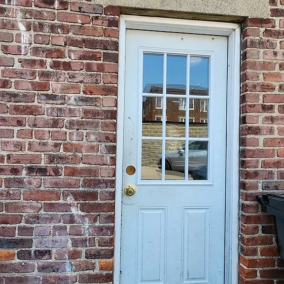 55 Thatcher St #6 — Photo 29