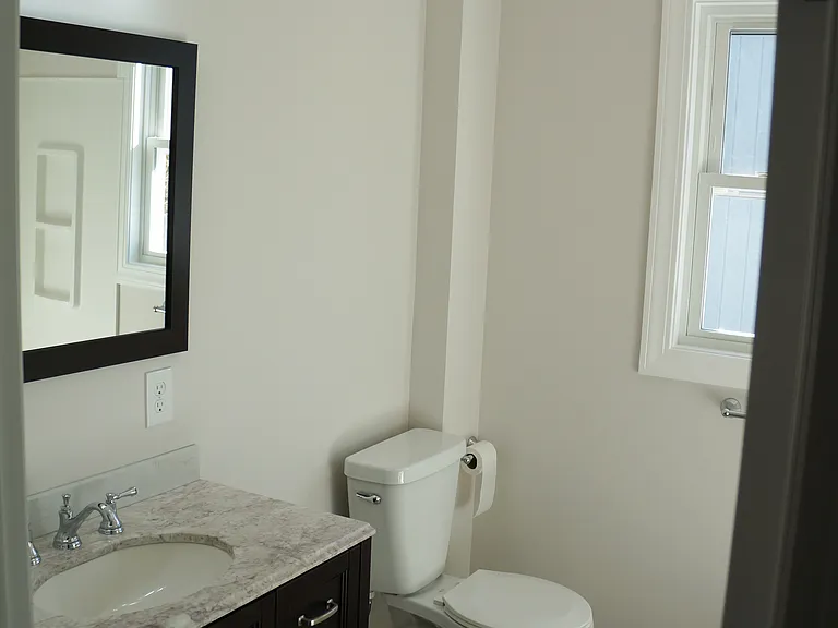 22 Bradley St #22 — Photo 6