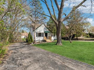 32937 N Sears Blvd, Grayslake, IL 60030