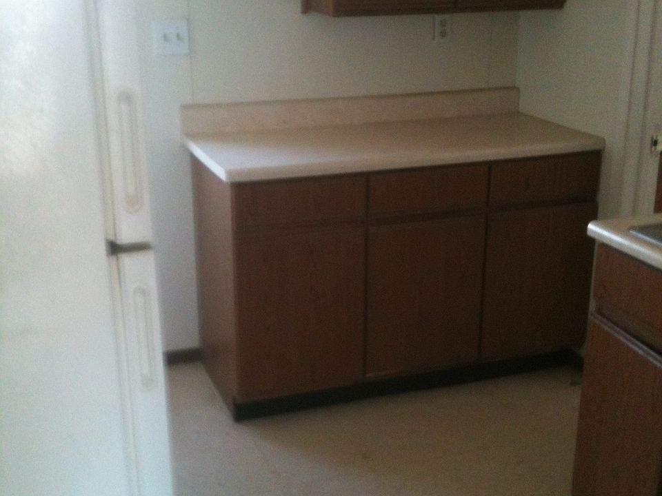 2nd image of 303 Petersen St APT C