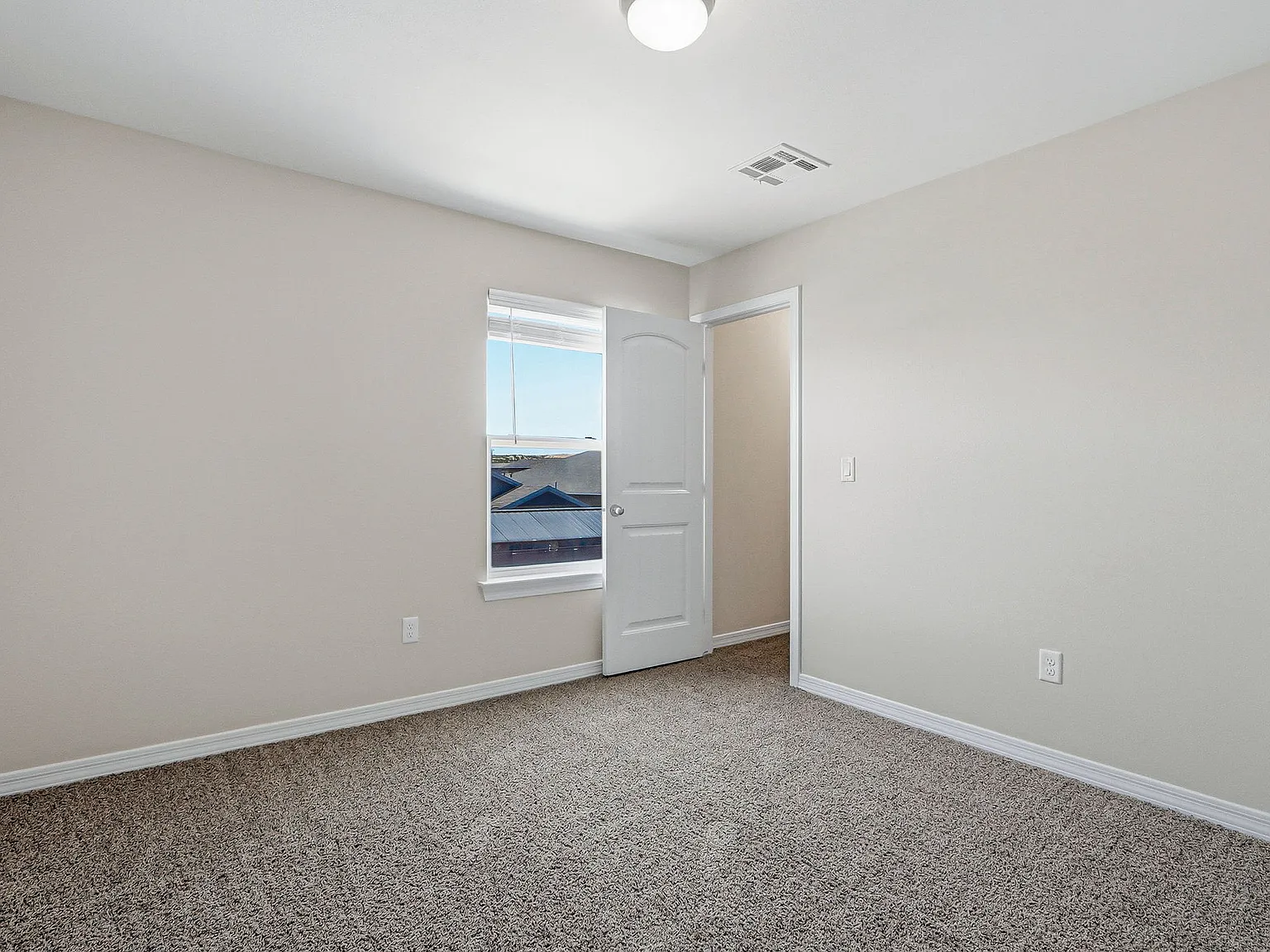629 La Entrada Cir - 1 — Photo 4