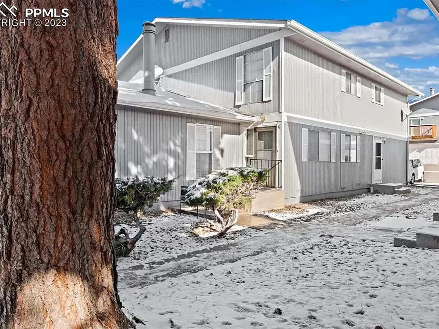 2 bed, 1.5 bath, 924 sqft, $1,500 — Photo 1
