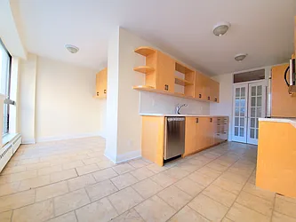 Rented by Julien Aractingi, LREB