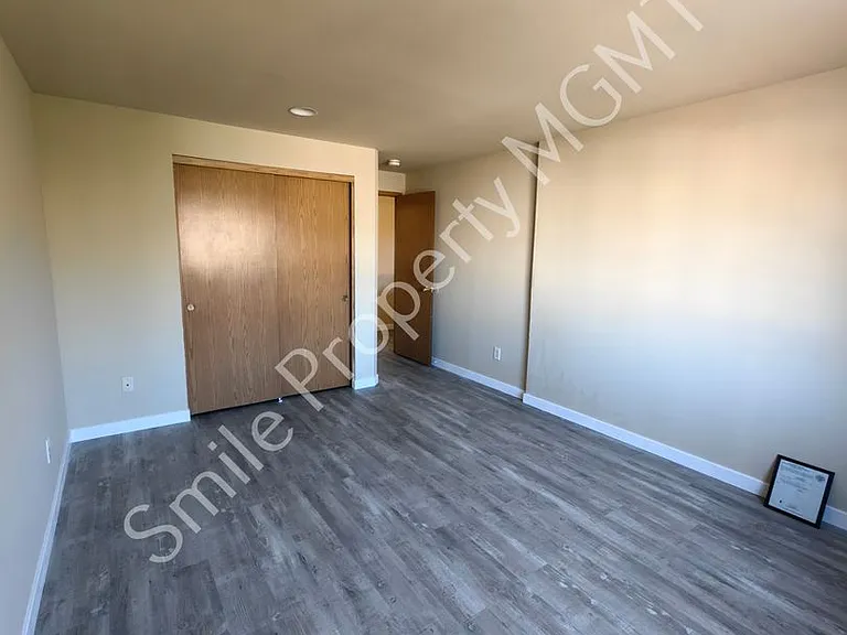 12616 SE Taggart St — Photo 16