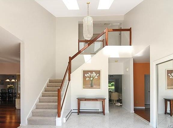 5th image of 1250 Park Ln