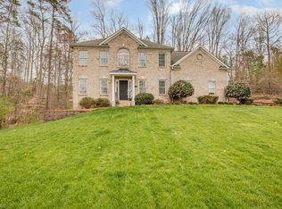 3212 Wynnfield Dr, High Point, NC 27265