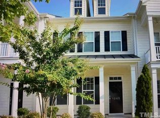 1045 Philpott Dr, Chapel Hill, NC 27517