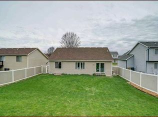 825 Tony Dr, Madison, WI 53704
