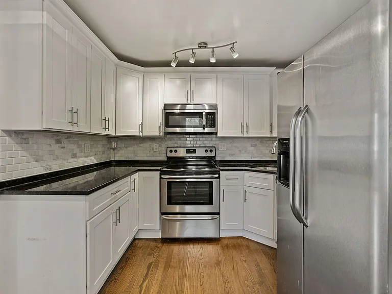 4411 Reamy Dr — Photo 15