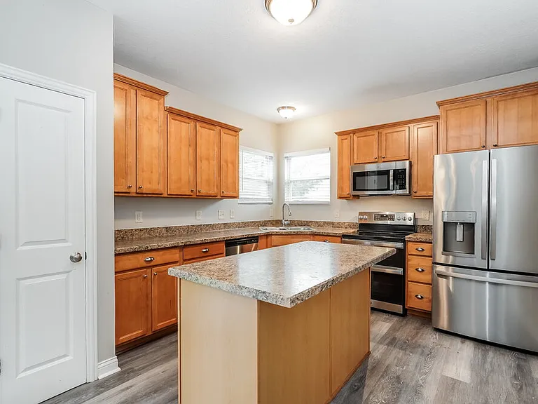 1132 Sandbar Dr — Photo 7