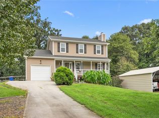 1106 Crescent Ct, Winston Salem, NC 27127