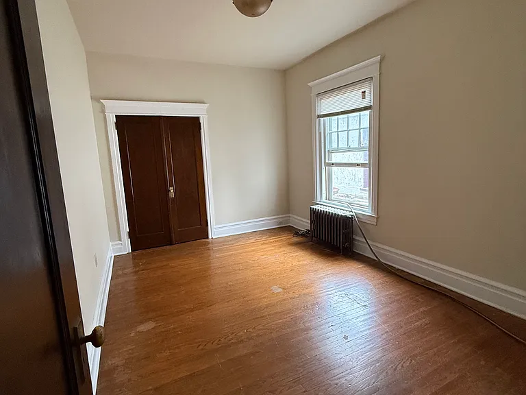 2110 W Walnut St #B — Photo 6