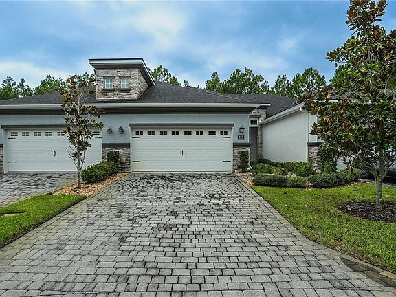 2nd image of 875 Pinewood Dr