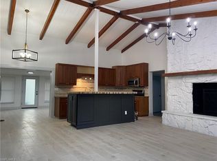 2323 Parkview Dr, Fort Myers, FL 33905