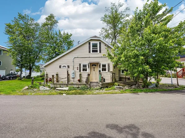 49 Ellerton St, Revere, MA 02151