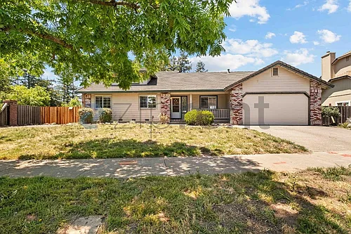 1425 Country Manor Dr Photo 1