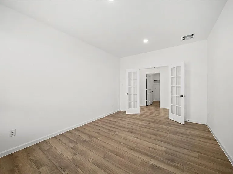 2515 Olivine Stone Dr — Photo 11