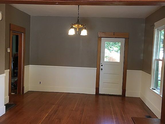2nd image of 507 W Meeker