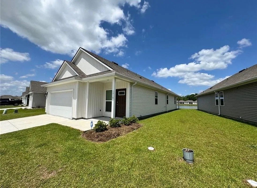 1 bed, 1.0 bath, 1609 sqft, $825 — Photo 4