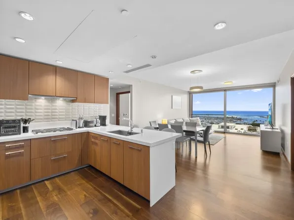1555 Kapiolani Blvd, Honolulu, HI