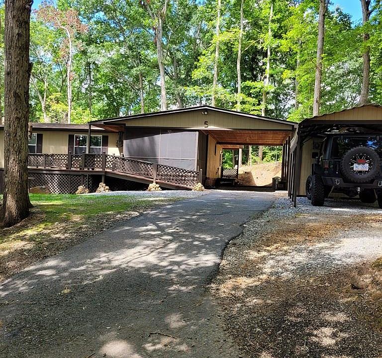 1st image of 5 Pope Cove Trl