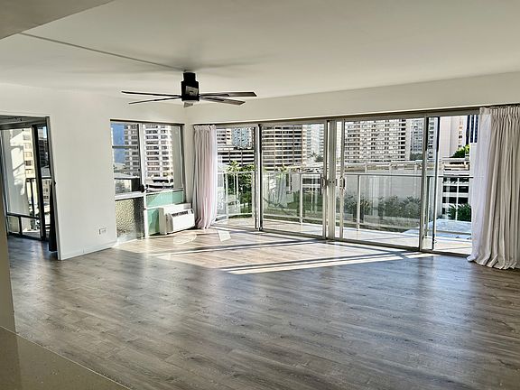 Corner home with Large Living room 17' by 20'