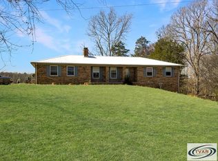 163 Earhart Dr, Big Sandy, TN 38221