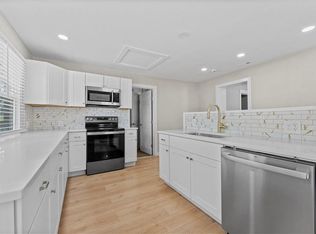 2110 Aull Ln, Lexington, MO 64067
