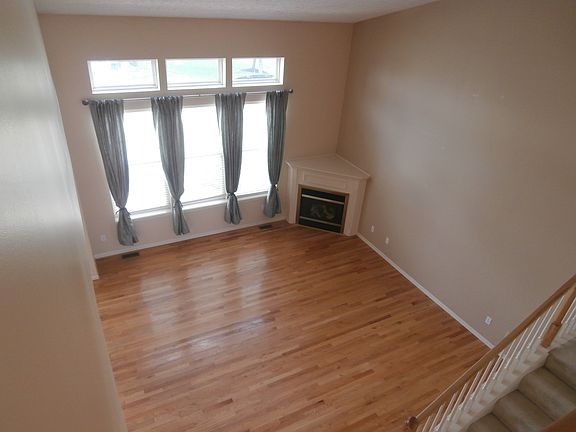 4th image of 9639 Taberna Ln